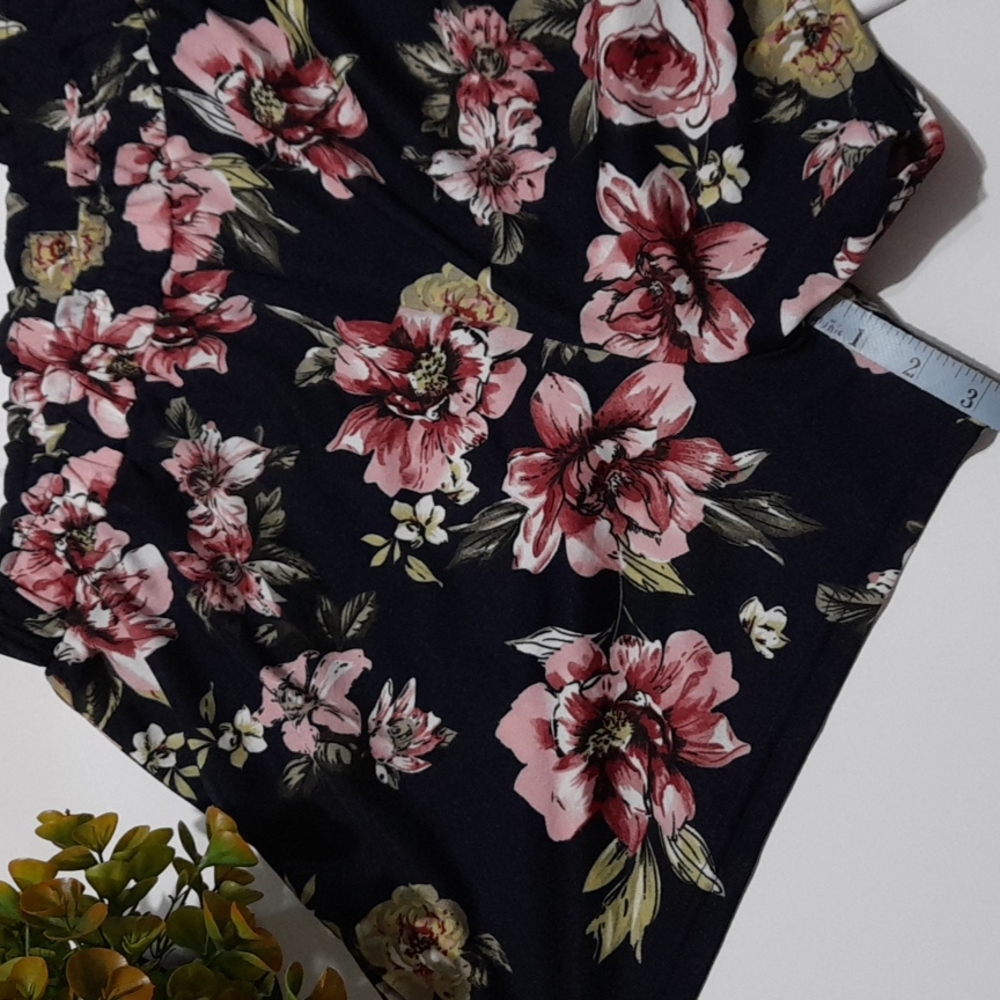 WOMENS FLORAL SHORTS 2XL - Picture 12 of 12